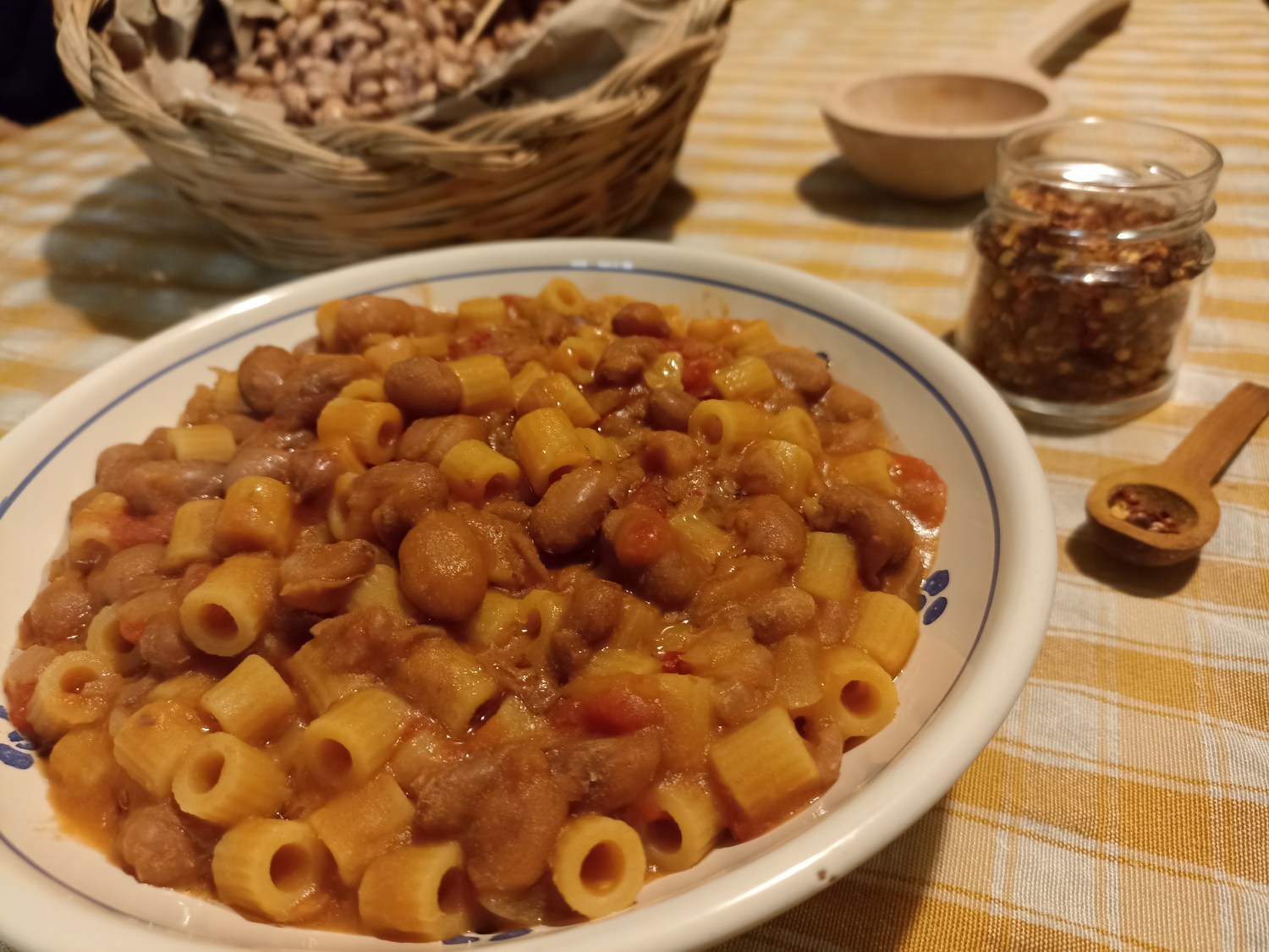 Pasta e fagioli alla calabrese – "KITCHEN & CLUE"